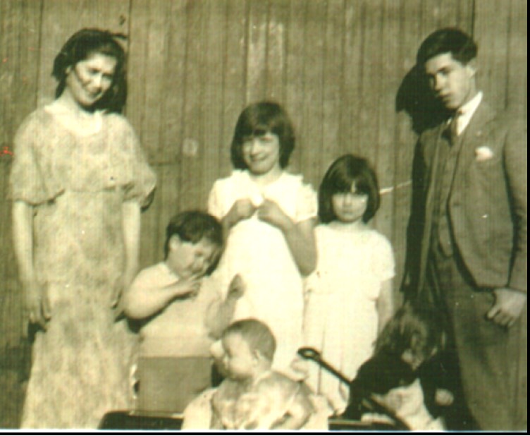 Verna, John, Thelda, Zoda, William, Ruby, Bernice Nehrenz